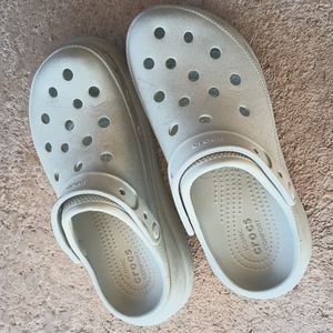 Platform crocs